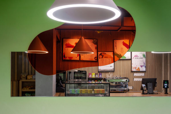 Hello Papaya Cafe Poklonka Space