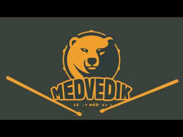 Medvedik logo animation